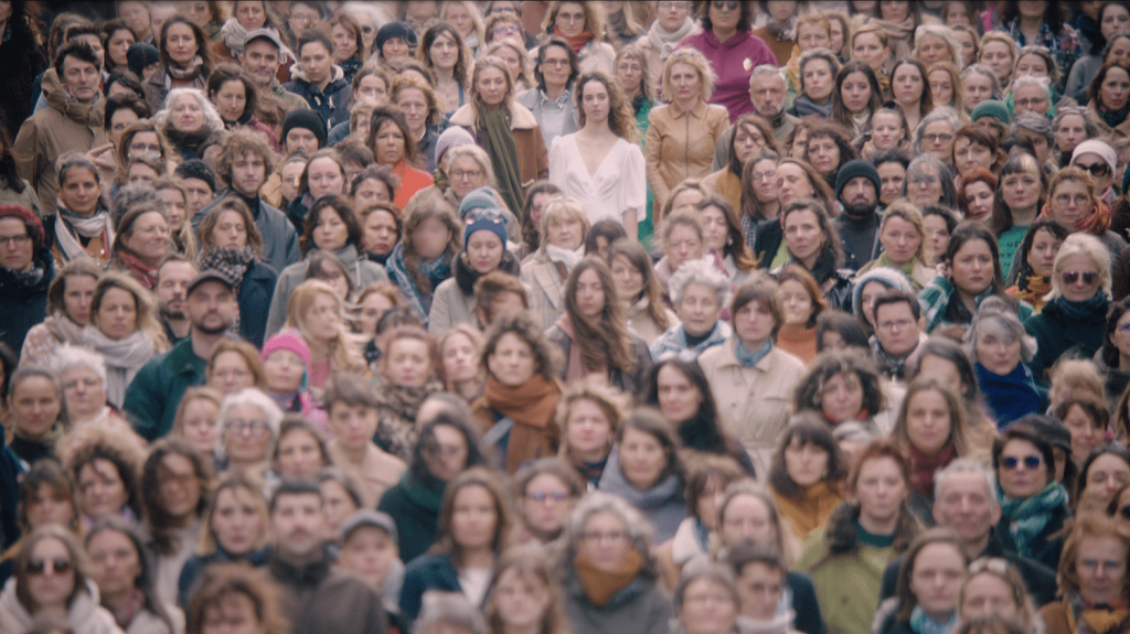 Festival de Cannes 2024 : "Moi aussi", le court métrage de Judith Godrèche sur les violences sexuelles, projeté sur la Croisette
Le film de 17 minutes est un recueil de témoignages d'hommes et de femmes, victimes de violences sexuelles. En sélection officielle, il sera projeté le 15 mai.