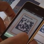 Paris 2024 : cinq questions sur le QR code obligatoire pour se déplacer dans certaines zones de la capitale en prévision des Jeux
Un QR code sera nécessaire pour les personnes souhaitant circuler dans un périmètre autour de la Seine et des sites olympiques, afin d'identifier et d'exclure les profils "dangereux". La plateforme pour en faire la demande ouvre vendredi.