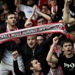 Reportage
"Je ne réalise pas" : les supporters de Brest touchent du doigt le rêve de se qualifier en Ligue des champions
Le club breton, troisième de Ligue 1, rencontre Reims vendredi soir et pourrait se qualifier en Ligue des champions en cas de victoire.