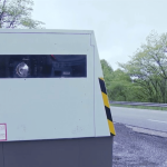 Sécurité routière : en Ardèche, les radars se multiplient
Ils ont rapporté l’an dernier 2 milliards d’euros à l’État. Les radars n’ont jamais été aussi rentables, il y en a de plus en plus partout sur le territoire. Par exemple, l’Ardèche a sur quelques kilomètres trois radars qui flashent à tour de bras.