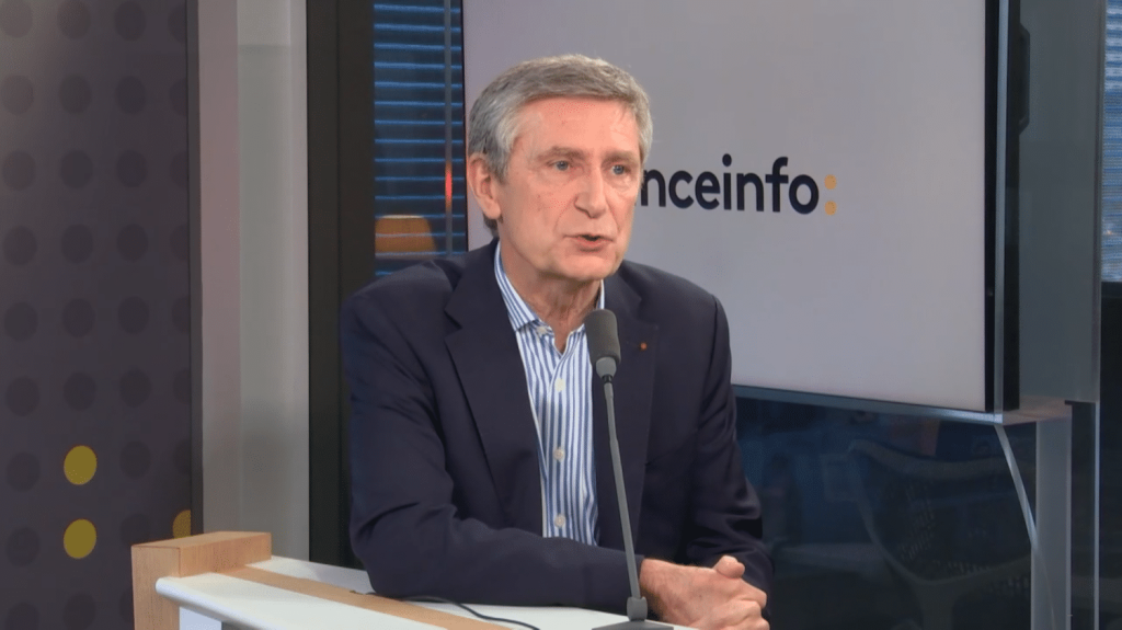 Trafic de stupéfiants : l'ancien directeur général de la police nationale dénonce la réforme de la police qui "va mettre à mal la police judiciaire"
Le vice-président LR de la région Ile-de-France dénonce la réforme lancée par Gérald Darmanin, le ministre de l'Intérieur.