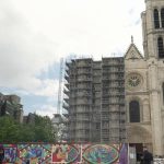 Patrimoine : le retour de la flèche de la Basilique Saint-Denis
La Basilique de Saint-Denis, située à Saint-Denis (Seine-Saint-Denis), nécropole des rois de France, devrait vite retrouver sa flèche. Des travaux vont être entrepris avec cet objectif.