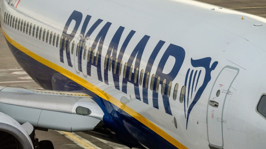 Aviation : Ryanair va fermer sa base à Bordeaux-Mérignac
C’est un sérieux coup porté à l’activité de l’aéroport Bordeaux-Mérignac. Ryanair, la compagnie aérienne irlandaise à bas coûts, y est implantée depuis 14 ans.