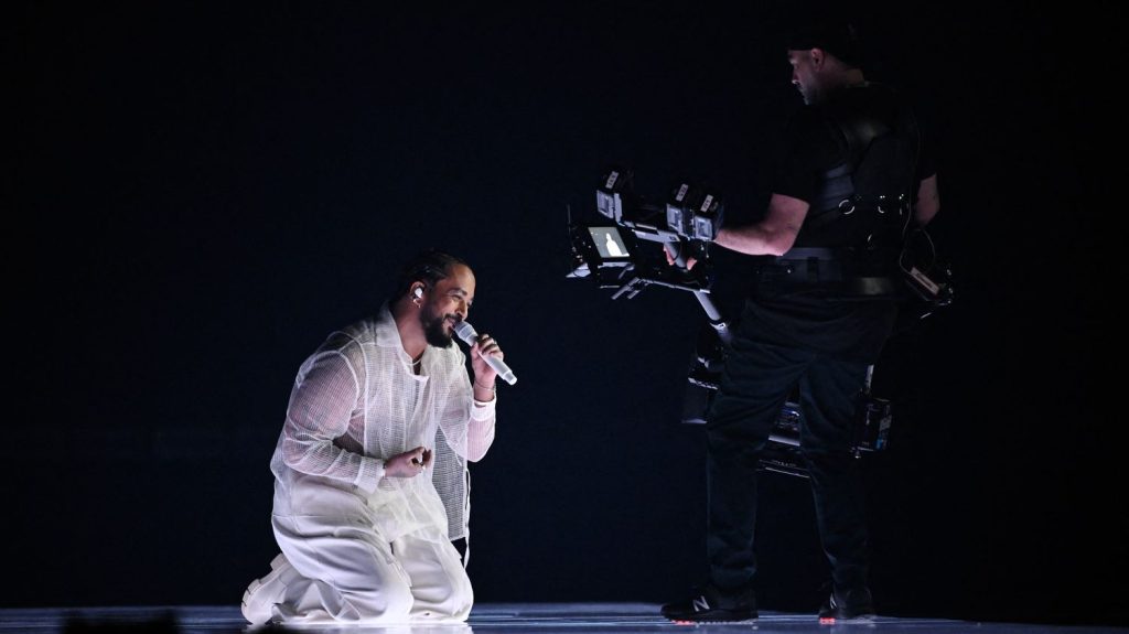 Eurovision 2024 : revivez la prestation de Slimane sur la scène de Malmö avec sa chanson "Mon amour"
Le candidat tricolore a électrisé la salle avec un final a cappella envoûtant.