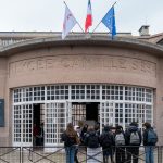 Témoignages
"Je doute fort qu'on arrive à placer la moitié de nos jeunes" : les lycéens peinent à trouver des entreprises pour leur stage obligatoire
Quelque 560 000 lycéens de seconde générale et technologique doivent effectuer un stage d'observation obligatoire du 17 au 28 juin. Peu d'entre eux ont pourtant réussi à faire signer une convention.