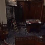 Incendie à la synagogue de Rouen : les habitants font part de leur effroi
Un individu a tenté d’incendier la synagogue de Rouen, en Seine-Maritime, vendredi 17 mai. Il a ensuite menacé d’un couteau des policiers venus l’en empêcher. L’un d’entre eux l’a abattu. Les habitants sont sous le choc.