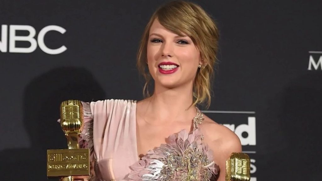 Musique : la tournée de Taylor Swift arrive à Paris
La star de la pop américaine, Taylor Swift commence ce jeudi 9 mai une série de quatre concerts à Paris.