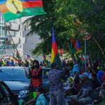 Réforme du corps électoral en Nouvelle-Calédonie : la présidente du Medef sur place se dit "en colère" et "inquiète" face aux tensions qui éclatent
De nombreux commerces ont été attaqués, pillés et incendiés, lundi, en marge d'une protestation contre la réforme du corps électoral en Nouvelle-Calédonie.