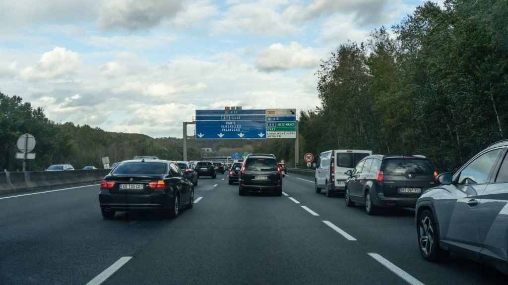 Ponts de mai : Bison futé voit rouge en Ile-de-France vendredi dans le sens des départs
La journée de vendredi est classée rouge pour Paris, la petite couronne et la grande couronne.