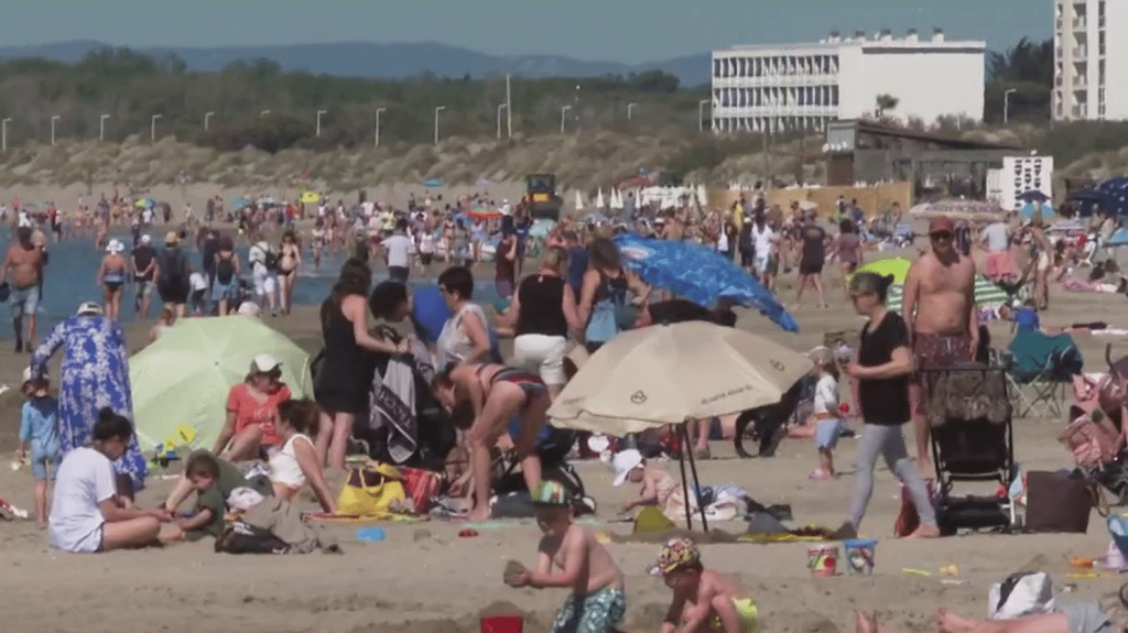 Pont de l’Ascension : un week-end estival dans l’Hexagone
Le retour du soleil sur une grande partie de la France fait des heureux. Terrasses et lieux de tourisme font le plein, samedi 11 mai.