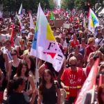 Manifestations contre l’extrême droite : à Nice, 3000 personnes se sont rassemblées dans le calme
Se rassembler contre le Rassemblement national : c’est le mot d’ordre samedi 15 juin en France pour plusieurs centaines de milliers de manifestants, à l’approche des législatives anticipées, comme à Nice, où le parti est arrivé en tête aux élections européennes.