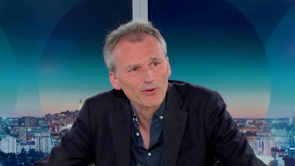 Hommage aux victimes civiles du Débarquement : "Des gens qui se sont sentis un peu oubliés", juge un historien
Ce jeudi 6 juin 2024 marque le 80ᵉ anniversaire du Débarquement de Normandie. L'occasion de commémorer les nombreuses victimes civiles survenues à cette époque.