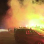 Football : la folie à Saint-Étienne après la montée en Ligue 1
La nuit a été courte pour les supporters de l’AS Saint-Étienne, qui ont fêté dans le centre-ville le retour de leur équipe en Ligue 1 après le barrage contre le FC Metz.