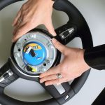 Airbags Takata défectueux : le parquet de Pointe-à-Pitre saisit le juge d'instruction de deux autres homicides involontaires
Une information judiciaire est déjà ouverte depuis juin 2023 pour "blessures" et "homicides involontaires", au cours de cinq accidents, qui "pourraient être liées à des explosions d'airbags de Citroën C3", indique le parquet.