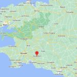 Un ancien candidat du FN fait un salut nazi et crie "Heil Hitler" lors d'une conférence sur l'extrême droite en Bretagne
La Ligue des droits de l'homme Quimper-Concarneau va déposer plainte.
