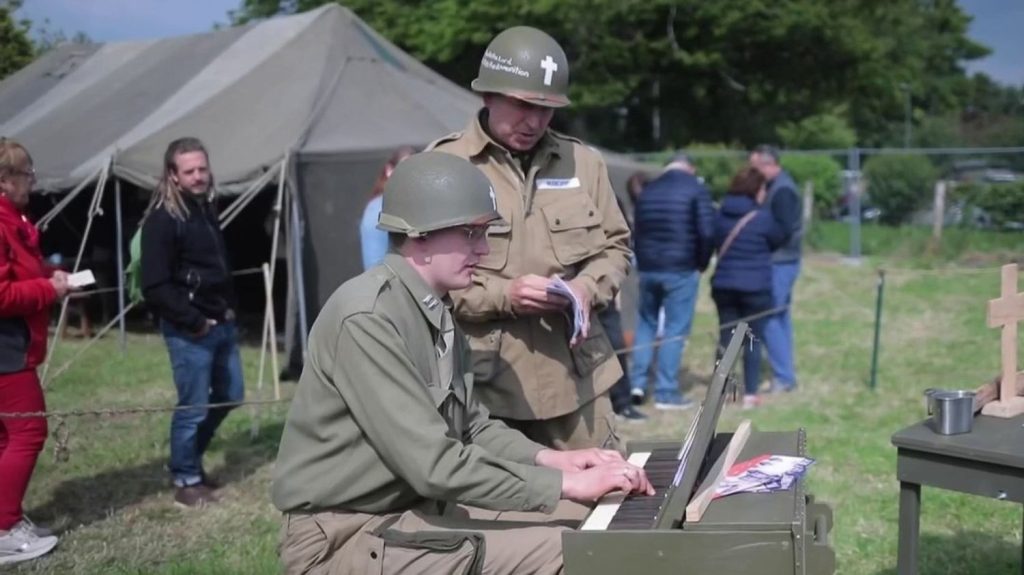 80 ans du Débarquement : à la découverte du Camp Geronimo, une reconstitution grandeur nature
En 1944, les forces américaines ont installé le plus grand camp militaire d'Europe. À l'occasion des 80 ans du Débarquement, le Camp Geronimo a été reconstitué.