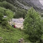 Intempéries en Isère : le récit des rescapés après cette crue dévastatrice
Le Hameau de la Bérarde est complètement submergé vue du ciel suite à des crues sans précédent. Les rescapés, sous le choc, racontent leurs calvaires.