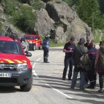 Crues en Isère : les habitants du hameau de La Bérarde de retour pour la première fois sur les lieux
Les habitants du hameau de La Bérarde, enseveli par les crues qui se sont enchaînées en Isère, s'apprêtent à retrouver leur maison le temps de quelques heures, vendredi 28 juin. Un bref retour, car la zone n'est pas encore déblayée.