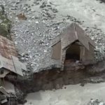 Intempéries en Isère : une vallée ravagée par les crues
En Isère, le hameau de La Bérarde est par endroits englouti sous les pierres. Celui des Étages est aussi dévasté : sur une vingtaine de maisons, seules trois sont encore occupées.