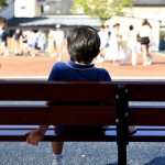 Dépenses publiques : l'Aide sociale à l'enfance fait s'envoler les finances des départements
Les dépenses sociales des départements ont augmenté de 2,15 milliards d’euros en 2023, selon le dernier rapport de l’Observatoire national de l'action sociale, publiée mercredi. Une hausse de 5,2%, en partie due à un bond de plus de 10% des dépenses de l’Aide sociale à l’enfance (ASE).