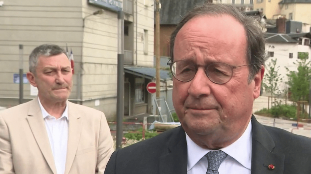 Législatives 2024 : les dessous de la candidature surprise de François Hollande
L’ex-président de la République François Hollande repart en campagne en Corrèze, il l’a annoncé samedi 15 juin. Il entend briguer un poste de député aux élections législatives mais sous quelle bannière ?