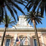 Corse : sept personnes en garde à vue dont deux adjoints au maire d'Ajaccio
L'adjoint au maire en charge des sports ainsi que l'adjointe déléguée à l'urbanisme et au logement ainsi que le directeur de cabinet du maire figurent parmi les suspects.