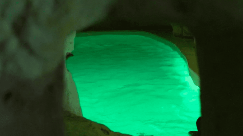 Des grottes troglodytes quatre étoiles dans le Val de Loire
La région du Saumurois abrite 1 200 kilomètres de galeries souterraines, avec des habitations creusées à même la roche. Il est même possible d’y passer la nuit ou un week-end.
