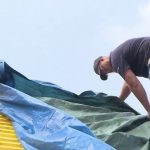 Jura : une météo capricieuse et des chantiers au ralenti
Une entreprise du Jura a déjà dû reporter sept chantiers et a perdu 20 % de son chiffre d'affaires, en raison des intempéries récurrentes durant ce printemps dans le Jura.