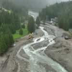 Intempéries dans les Alpes-Maritimes : la vallée de la Vésubie à nouveau frappée
Quatre ans après le traumatisme de la tempête Alex, la vallée de la Vésubie, dans les Alpes-Maritimes, a été touchée par de violentes intempéries, lundi 24 juin. Par précaution, les autorités ont évacué 52 personnes.