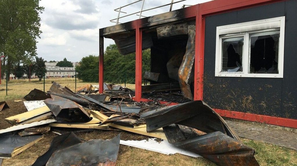 Mort de Nahel : après les émeutes urbaines de juin, la ville de Mont-Saint-Martin privée d'assureurs
Aucune compagnie n'a répondu à l'appel d'offre lancé par la ville.