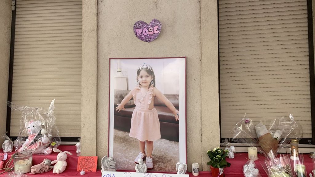 Une nouvelle plainte pour viol et agression sexuelle déposée contre le suspect du meurtre de la petite Rose dans les Vosges
Une enquête préliminaire a été ouverte pour ces nouvelles accusations, quelques jours avant l'ouverture du procès du meurtre de la fillette retrouvée dans un sac plastique en avril 2023.