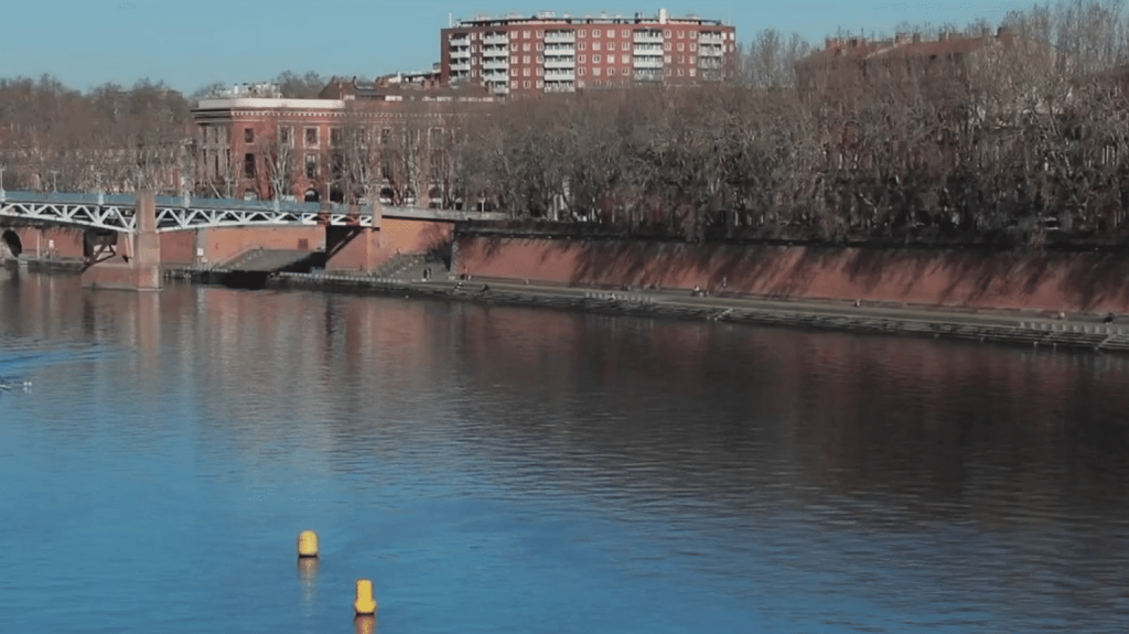 Toulouse : l’eau plus chère certains mois de l’année
À partir du samedi 1er juin, une tarification saisonnière de l’eau entre en vigueur dans l’agglomération de Toulouse, en Haute-Garonne. Cela signifie que l’eau va coûter plus cher certains mois de l’année.