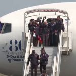 80 ans du Débarquement : des vétérans américains accueillis en héros
Les commémorations du 6 juin 1944 vont se tenir, avec la présence de vétérans américains et britanniques, qui sont déjà arrivés en France.