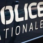 Soupçons de violences policières dans le Rhône : une enquête ouverte pour violences volontaires par personne dépositaire de l'autorité publique
La famille du jeune homme frappé par des policiers annonce vouloir porter plainte et organiser un rassemblement.