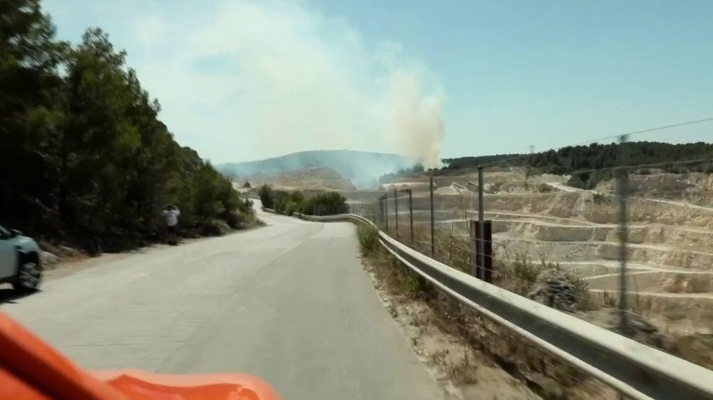 Incendie : les Bouches-du-Rhône en alerte rouge
La météo très chaude de ces derniers jours a amené la préfecture des Bouches-du-Rhône, lundi 15 juillet, à placer plusieurs massifs en alerte rouge.