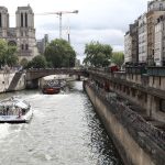 Cérémonie d'ouverture : l'Union Nationale des Taxis demande une "autorisation spéciale pour les taxis" pour pouvoir circuler sur le périphérique parisien vendredi
Le président réclame un laissez-passer pour que les taxis mobilisés puissent circuler sans problèmes, malgré les restrictions mises en place pour l'organisation de la cérémonie d'ouverture des Jeux olympiques sur la Seine, vendredi.