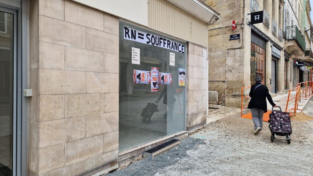 "Les gens sont à cran" : en Dordogne, le choc de la percée de l'extrême droite dans une terre historiquement de gauche
En Périgord, le Rassemblement national a remporté trois des quatre circonscriptions aux législatives dans le département. Une surprise qui chamboule les habitants de ce département historiquement de gauche et au fort passé de résistance.