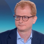 Panne informatique mondiale : "La bonne nouvelle, c'est qu'on sait que ce n'est pas une cyberattaque", commente un consultant en cybersécurité
Guy-Philippe Goldstein, chercheur et consultant en cybersécurité et cyberdéfense, est l'invité du 19/20 info, vendredi 19 juillet. Il réagit à la panne informatique qui paralyse les systèmes informatiques d'entreprises dans le monde.