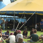 Mégabassines : des milliers de manifestants sont attendus dans les Deux-Sèvres
Des milliers de manifestants contre les mégabassines se sont rassemblés, vendredi 19 juillet. Des regroupements ont été interdits par la préfecture et les autorités craignent des violences, près d’un an après les manifestations à Sainte-Soline.