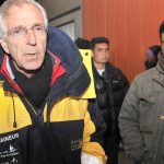 Jean-Claude Lenoir, figure de l'aide aux migrants dans le Pas-de-Calais, est mort dans un accident de la route
Seul à bord d'un fourgon de l'association Salam qu'il présidait, il a fait une sortie de route et est tombé dans le canal de l'Escaut où il s'est noyé. Il avait 73 ans.