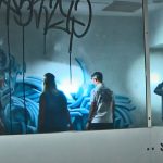 Dans une ancienne clinique, à Tours, une exposition de street art qui se visite à la lampe frontale en mode urbex
Plus que quelques semaines avant sa démolition. L'ancienne clinique Saint-Gatien au cœur de Tours accueille jusqu'à fin août les visiteurs pour une expérience insolite autour du street art. Un parcours en mode exploration à la rencontre des œuvres d'une trentaine d’artistes reconnus.