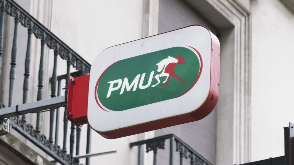 "J'ai planqué mon ticket sous l’oreiller !" : une joueuse de PMU gagne 1,4 million d’euros à Mons-en-Barœul
Le ticket a été validé par une habituée du "Trocadéro" de Mons-en-Barœul. Il s'agit, à ce jour, du plus gros gain de l'année.