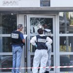 Incendie à Nice : des témoins indiquent avoir vu trois personnes prendre la fuite
Les policiers sont en train d'exploiter les images de la vidéosurveillance après l'incendie dans le quartier des Moulins qui a fait 7 morts.