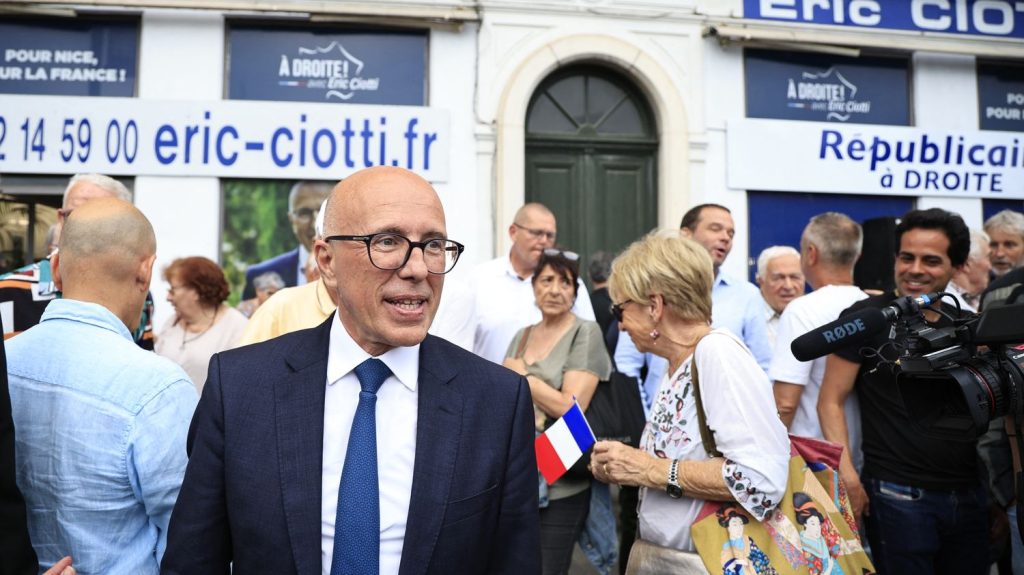 Résultats des législatives 2024 : Eric Ciotti largement en tête avec 41% des suffrages dans son fief à Nice
Le député sortant LR a fait le choix contesté d'une alliance avec le RN. Les ténors des Républicains ne sont cependant pas parvenus à lui retirer juridiquement la présidence du parti.