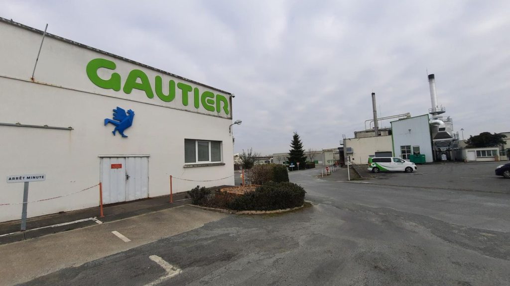 Vendée : l'enseigne Les Meubles Gautier placée en redressement judiciaire
Le groupe Gautier est implanté en Vendée depuis les années 1960, rappelle France Bleu Loire Océan. Il fait travailler 700 salariés sur 3 sites de production : au Boupère, à Chantonnay et Saint-Prouant.