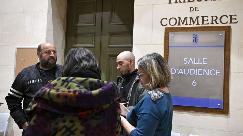 Le sort de Duralex enfin fixé, tous les emplois de l'entreprise de verrerie française sont sauvés
Le tribunal de commerce d'Orléans, après avoir analysé les trois offres de reprise de la verrerie Duralex, a retenu vendre la proposition de Société coopérative de production, soutenue par 60% du personnel et portée par la direction du site.
