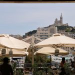 Paris 2024 : "Les réservations ne sont pas arrivées, on est à 10-15% de moins qu’une saison normale" à Marseille, déplore un professionnel du tourisme
Selon l'Umih 13, à Marseille, comme à Paris, "on fuit les zones de JO".