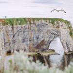 Reportage
"Quand il pleut, on n'a pas envie de réserver des vacances" : en Normandie, les professionnels du tourisme s'inquiètent du mauvais temps
Le mauvais temps de ce début d'été a des conséquences très directes pour les professionnels du tourisme, comme à Etretat et Le Havre en Normandie.