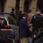 Paris : une voiture fonce sur une terrasse de café, un mort et plusieurs blessés graves
Une voiture a foncé sur une terrasse d'un café parisien, mercredi 17 juillet. L'une des victimes est décédée, plusieurs personnes sont en urgence absolue.