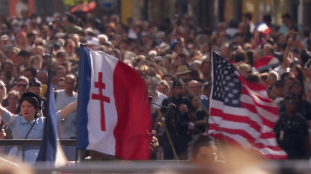 80 ans de la Libération de Paris : la capitale célèbre son histoire
Il y a 80 ans, Paris était libérée de l’occupant allemand. Les célébrations de cet événement ont eu lieu, dimanche 25 août, dans la capitale. L’ambiance se voulait rétro et festive.